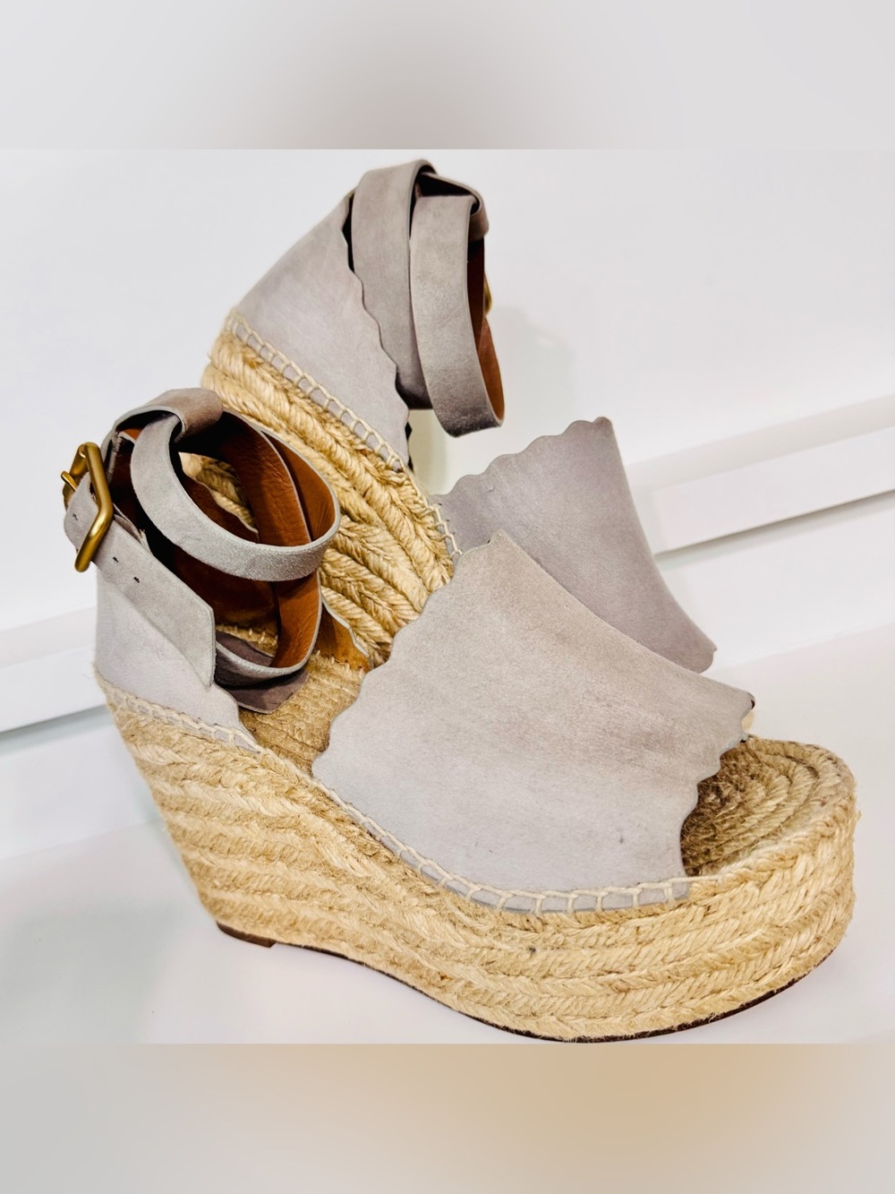 Chloé Lauren Scalloped Suede Espadrille Wedges Gray EU 37 US 7 Made in Spain